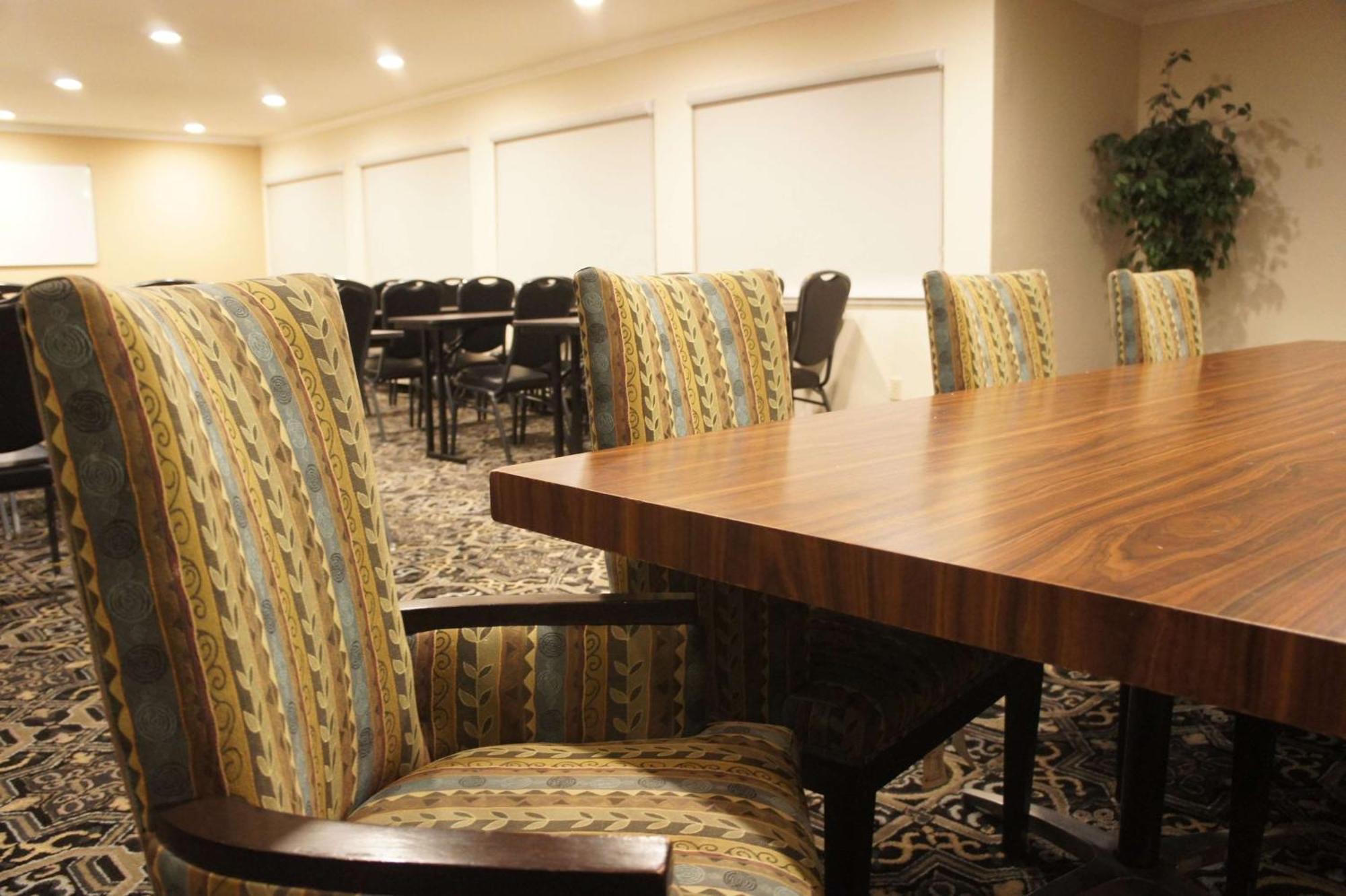 Best Western Plus Inn Of Hayward Dış mekan fotoğraf